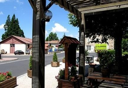 Hotel La Clairiere Chambon-sur-Dolore Exteriér fotografie